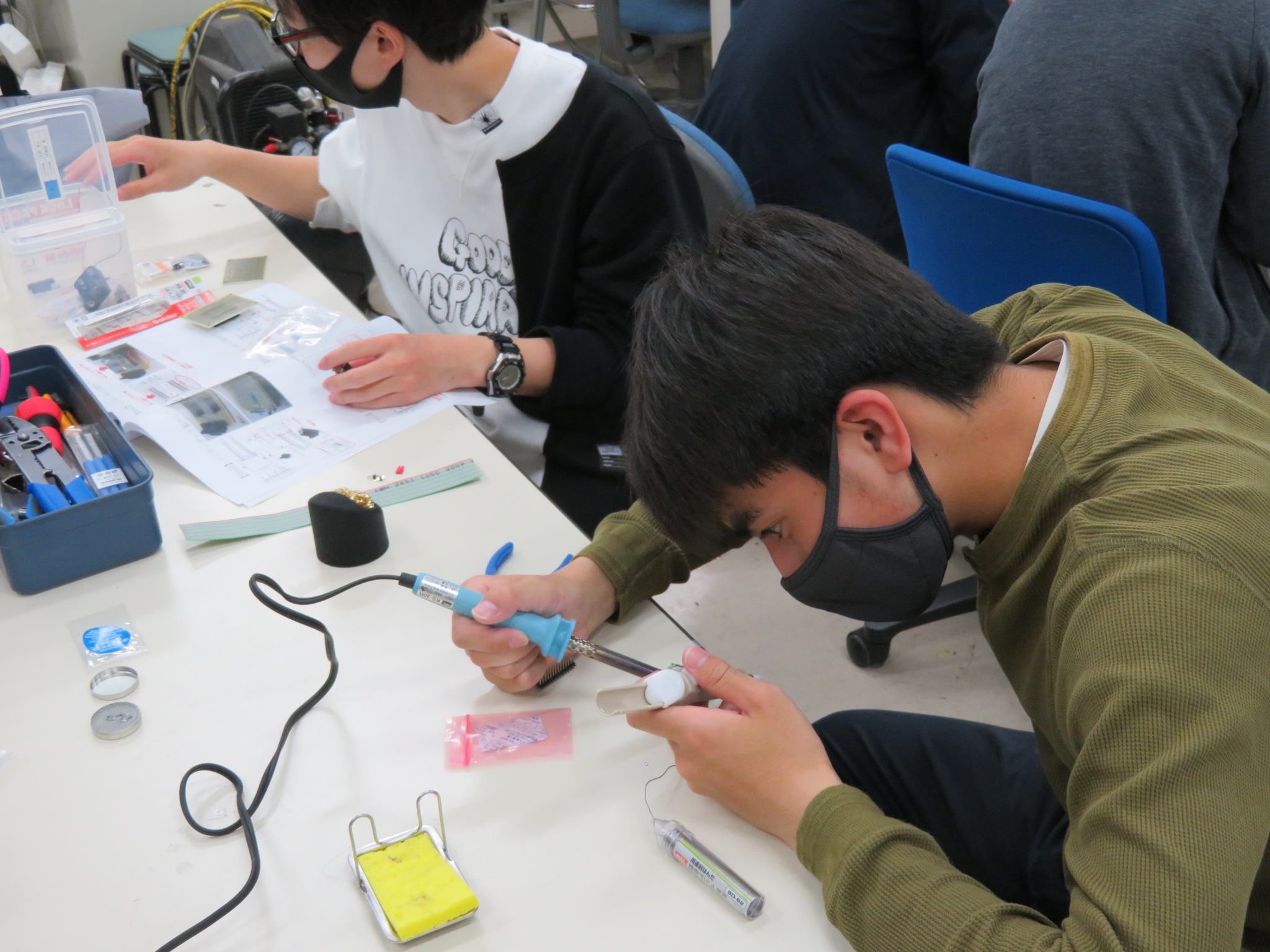 ロボット製作の様子